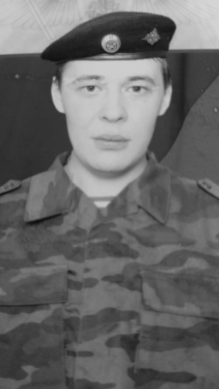 Фотография Гнусарьков Евгений Николаевич, погибший солдат СВО