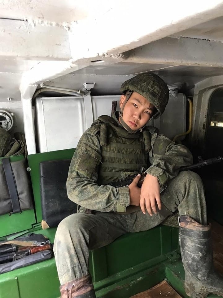 Фотография Бадмаев Арсалан Ринчиндоржиевич, погибший солдат СВО