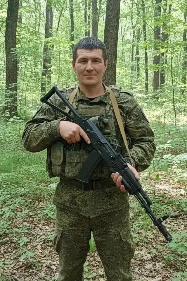 Фотография Мурзабаев Айназ Фанилович, погибший солдат СВО